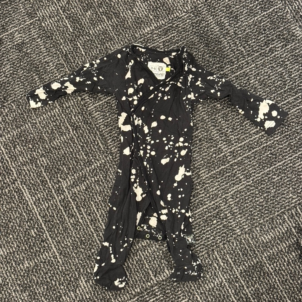 Nununu splash Black and White baby Kids Onesie with snap closure and footies